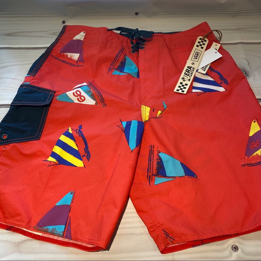 🔥VANS CLASSIC ERA BOARD SHORTS NWT - Picture 3 of 8